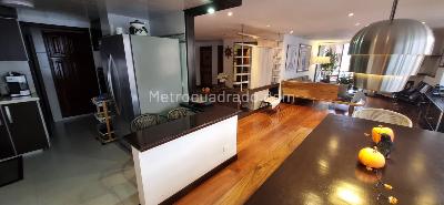 Apartamento de 3 alcobas en venta en Santa Barbara Central, Bogotá, 155 m² · foto 15 de 18