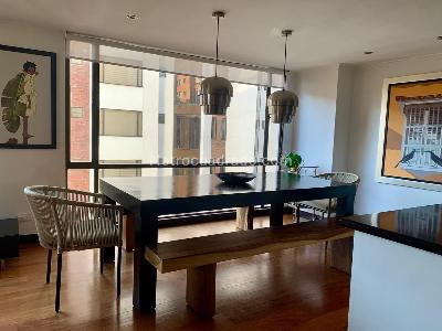 Apartamento de 3 alcobas en venta en Santa Barbara Central, Bogotá, 155 m² · foto 3 de 18