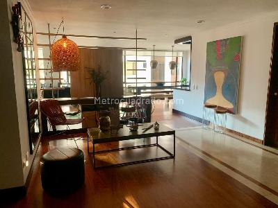 Apartamento de 3 alcobas en venta en Santa Barbara Central, Bogotá, 155 m² · foto 5 de 18