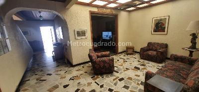Casa de 4 alcobas en venta en Niza Antigua Iii Etapa, Bogotá, 390 m² · foto 15 de 20
