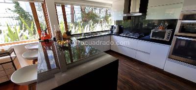 Casa de 5 alcobas en venta en Altos De Gratamira, Bogotá, 425 m² · foto 9 de 20
