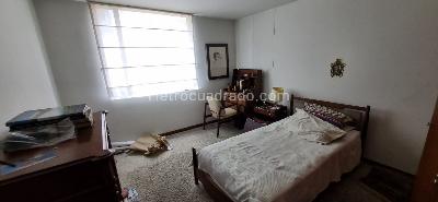 Apartamento de 3 alcobas en venta en Unicentro Santa Barbara, Bogotá, 183 m² · foto 6 de 16