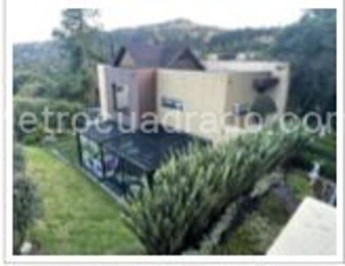 Casa de 4 alcobas en venta en Arboreto, Bogotá, 1200 m² · foto 2 de 20