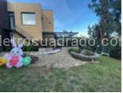Casa de 4 alcobas en venta en Arboreto, Bogotá, 1200 m² · foto 4 de 20