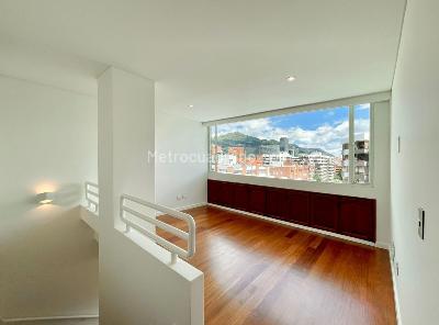 Apartamento en venta en Santa Barbara Central, Bogotá · foto 5 de 9