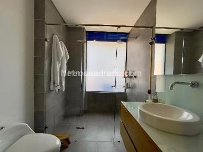 Apartamento de 2 alcobas en venta en Chico Bajo, Bogotá, 120 m² · foto 14 de 20