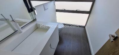 Apartamento de 3 alcobas en venta en La Cabrera, Bogotá, 250 m² · foto 14 de 20