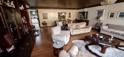 Apartamento de 3 alcobas en venta en Santa Barbara Occidental, Bogotá, 200 m² · foto 10 de 16