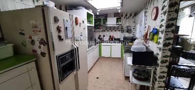 Apartamento de 3 alcobas en venta en Santa Barbara Occidental, Bogotá, 200 m² · foto 9 de 16