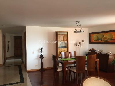Apartamento en venta en Barrio La Carolina, Bogotá · foto 3 de 16