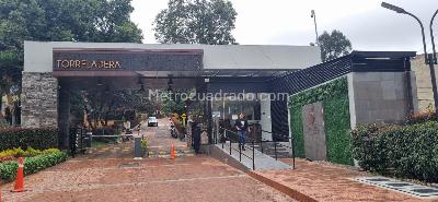 Casa de 4 alcobas en venta en Cerros Suba, Bogotá, 380 m² · foto 2 de 20