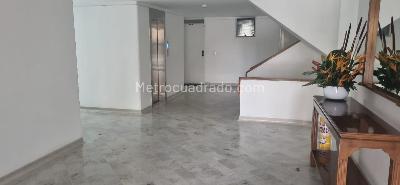 Apartamento en venta en Santa Barbara Central, Bogotá · foto 14 de 15