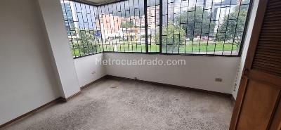Apartamento en venta en Santa Barbara Central, Bogotá · foto 9 de 15