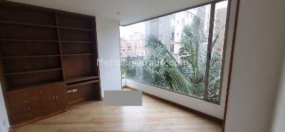 Apartamento de 3 alcobas en venta en Chico Bajo, Bogotá, 144 m² · foto 12 de 15