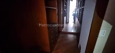 Apartamento de 3 alcobas en venta en Chico Bajo, Bogotá, 144 m² · foto 4 de 15