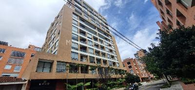 Apartamento de 3 alcobas en venta en Chico Reservado, Bogotá, 163 m² · foto 2 de 20