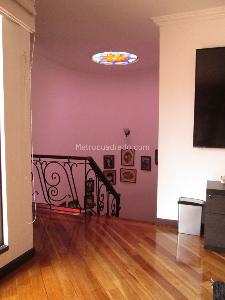 Apartamento de 3 alcobas en venta en Chico Reservado, Bogotá, 274 m² · foto 9 de 20