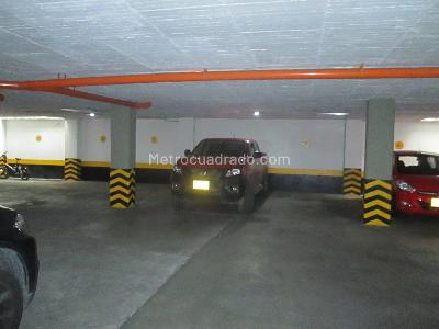 Apartamento de 3 alcobas en venta en Chico Reservado, Bogotá, 274 m² · foto 19 de 20