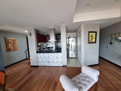 Apartamento de 3 alcobas en venta en Chico Reservado, Bogotá, 274 m² · foto 12 de 20
