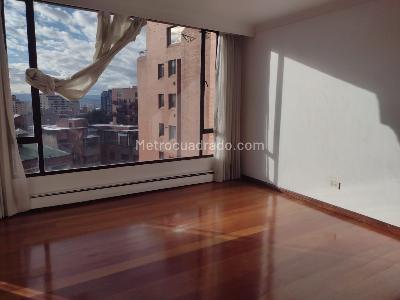 Apartamento de 3 alcobas en venta en Los Rosales Chico, Bogotá, 285 m² · foto 9 de 20