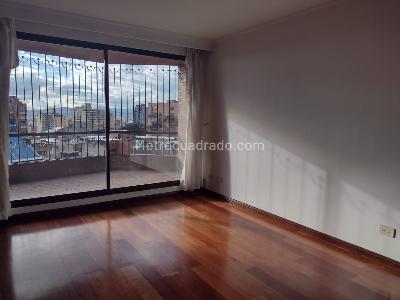 Apartamento de 3 alcobas en venta en Los Rosales Chico, Bogotá, 285 m² · foto 7 de 20