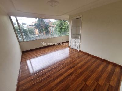 Apartamento en venta en Santa Barbara Central, Bogotá · foto 2 de 20