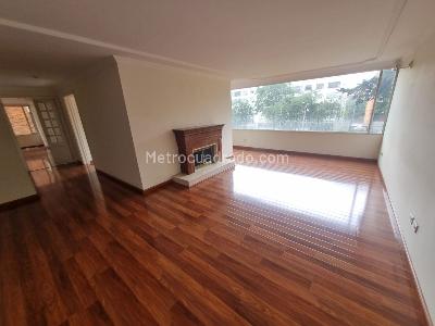 Apartamento en venta en Santa Barbara Central, Bogotá · foto 4 de 20