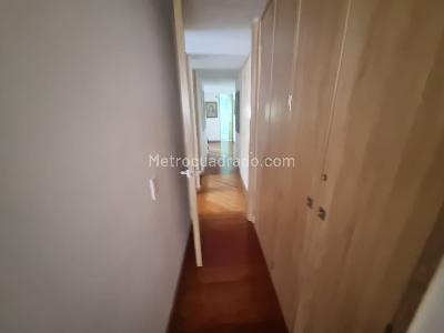 Apartamento de 3 alcobas en venta en La Cabrera, Bogotá, 176 m² · foto 11 de 20