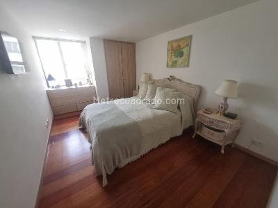 Apartamento de 3 alcobas en venta en La Cabrera, Bogotá, 176 m² · foto 17 de 20