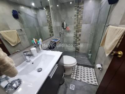 Apartamento en venta en Santa Barbara Central, Bogotá · foto 12 de 20