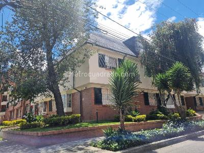 Apartamento en venta en Santa Paula, Bogotá · foto 2 de 9