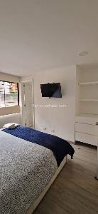 Apartaestudio en venta en La Carolina, Bogotá, 48 m² · foto 2 de 9