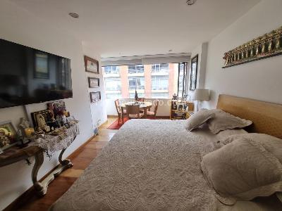 Apartamento de 2 alcobas en venta en Chico Reservado, Bogotá, 196 m² · foto 7 de 20