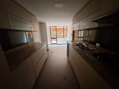 Apartamento de 3 alcobas en venta en La Cabrera, Bogotá, 312 m² · foto 14 de 18