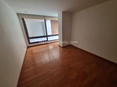Apartamento de 3 alcobas en venta en La Cabrera, Bogotá, 312 m² · foto 9 de 18