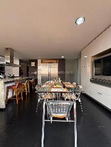 Apartamento de 4 alcobas en venta en Santa Barbara Central, Bogotá, 571 m² · foto 3 de 20