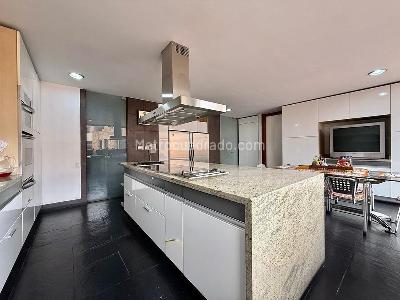 Apartamento de 4 alcobas en venta en Santa Barbara Central, Bogotá, 571 m² · foto 5 de 20