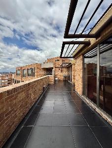 Apartamento de 4 alcobas en venta en Santa Barbara Central, Bogotá, 571 m² · foto 8 de 20