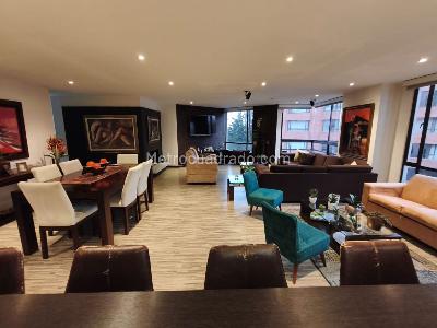 Apartamento de 3 alcobas en venta en Santa Barbara Central, Bogotá, 178 m² · foto 16 de 19