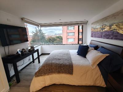Apartamento de 3 alcobas en venta en Santa Barbara Central, Bogotá, 178 m² · foto 4 de 19