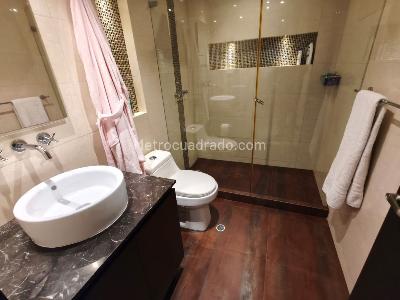 Apartamento de 3 alcobas en venta en Santa Barbara Central, Bogotá, 178 m² · foto 6 de 19