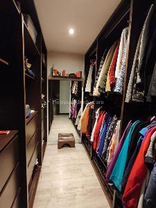 Apartamento de 3 alcobas en venta en Santa Barbara Central, Bogotá, 178 m² · foto 7 de 19