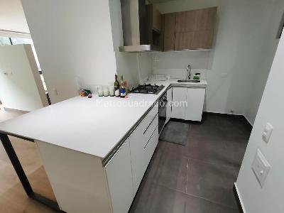 Apartaestudio en arriendo en Cedritos Nueva Autopista, Bogotá, 49 m² · foto 5 de 20