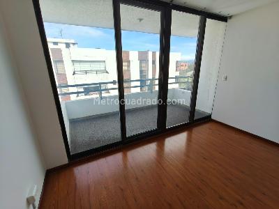 Apartamento de 3 alcobas en venta en Santa Barbara Central, Bogotá, 273 m² · foto 12 de 20