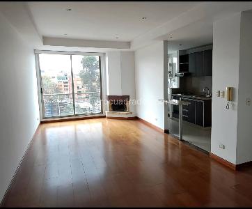 Apartamento de 3 alcobas en venta en Santa Barbara Central, Bogotá, 273 m² · foto 17 de 20