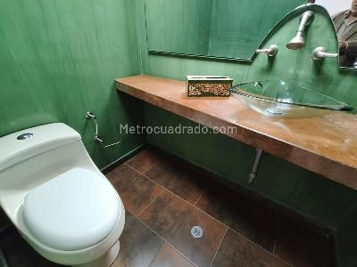 Apartamento de 3 alcobas en venta en Santa Barbara Central, Bogotá, 273 m² · foto 7 de 20
