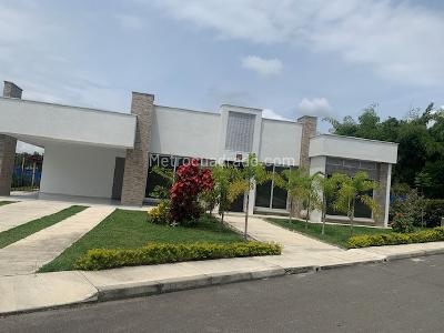 Casa de 3 alcobas en venta en Via Al Caimo, Armenia, 230 m² · foto 10 de 15