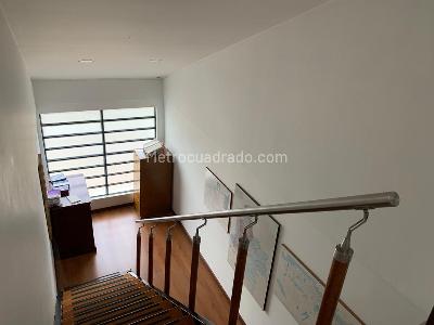 Casa de 5 alcobas en arriendo en Campin, Bogotá, 500 m² · foto 10 de 14