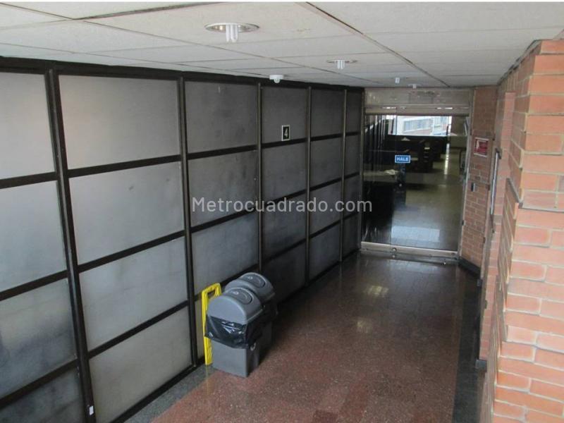 Edificio de Oficinas en Venta, Antiguo Contry, Bogotá D.C. - Más
