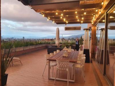 Apartamento de 3 alcobas en venta en Los Rosales, Bogotá, 281 m² · foto 2 de 20
